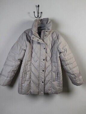 London Fog Beige Quilted Down Puffer Coat L